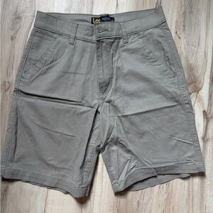 Lee Men's Flat Front Chino Shorts in Taupe
